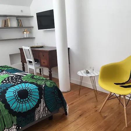 Mansarda Bellini 84 Pensión