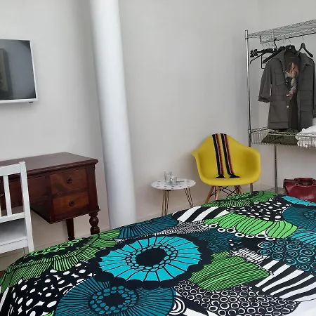 Mansarda Bellini 84 Πανσιόν Νάπολη