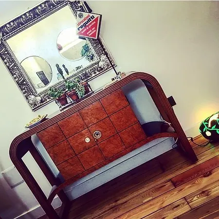 Mansarda Bellini 84 Νάπολη