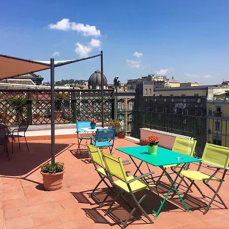 Mansarda Bellini 84 Πανσιόν Νάπολη